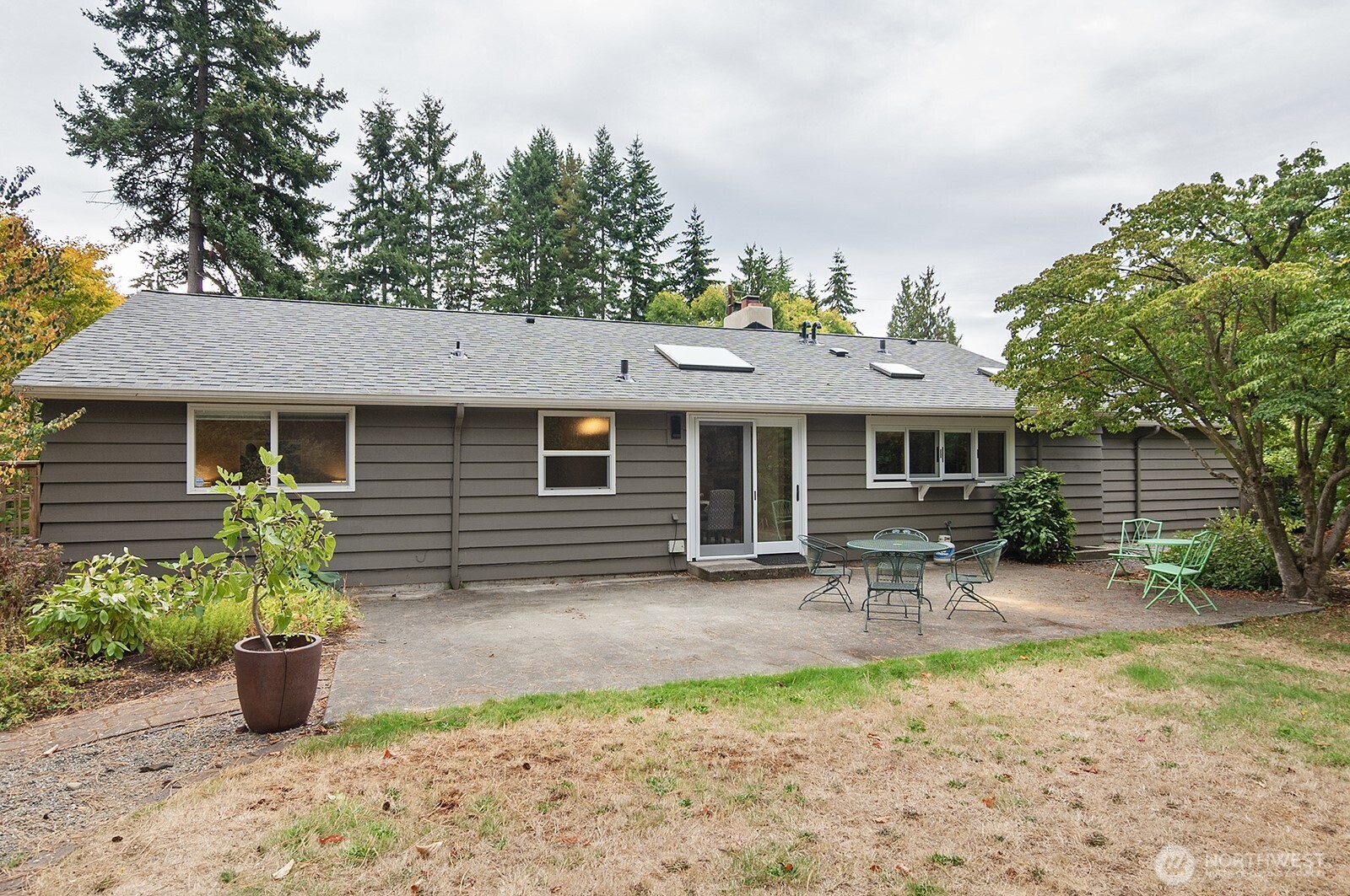 124 N 180th Street