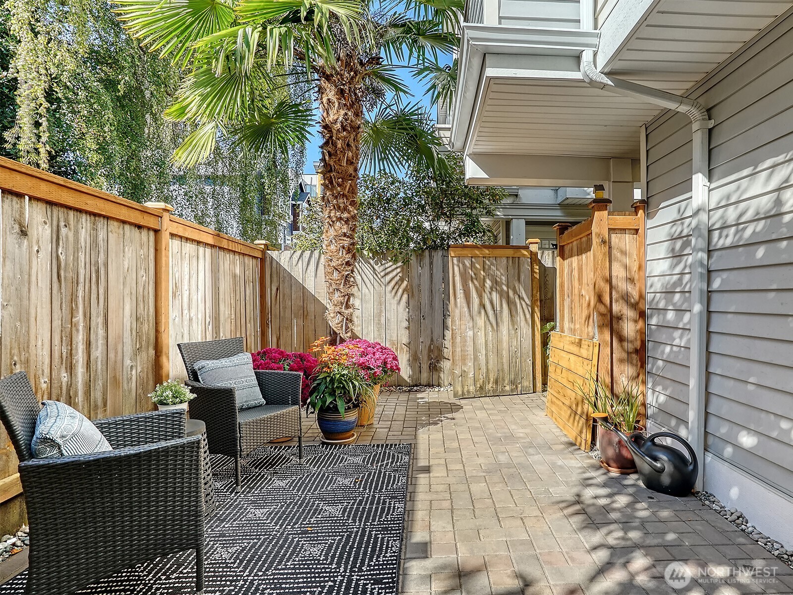 8529 Midvale Avenue N Unit: C