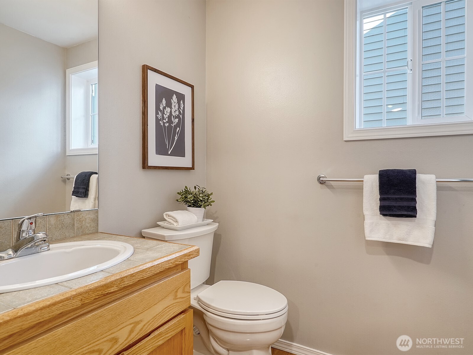 8529 Midvale Avenue N Unit: C
