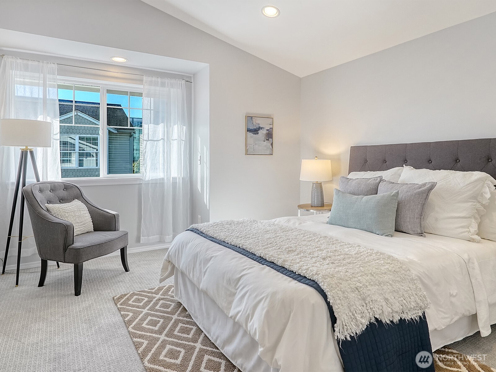 8529 Midvale Avenue N Unit: C
