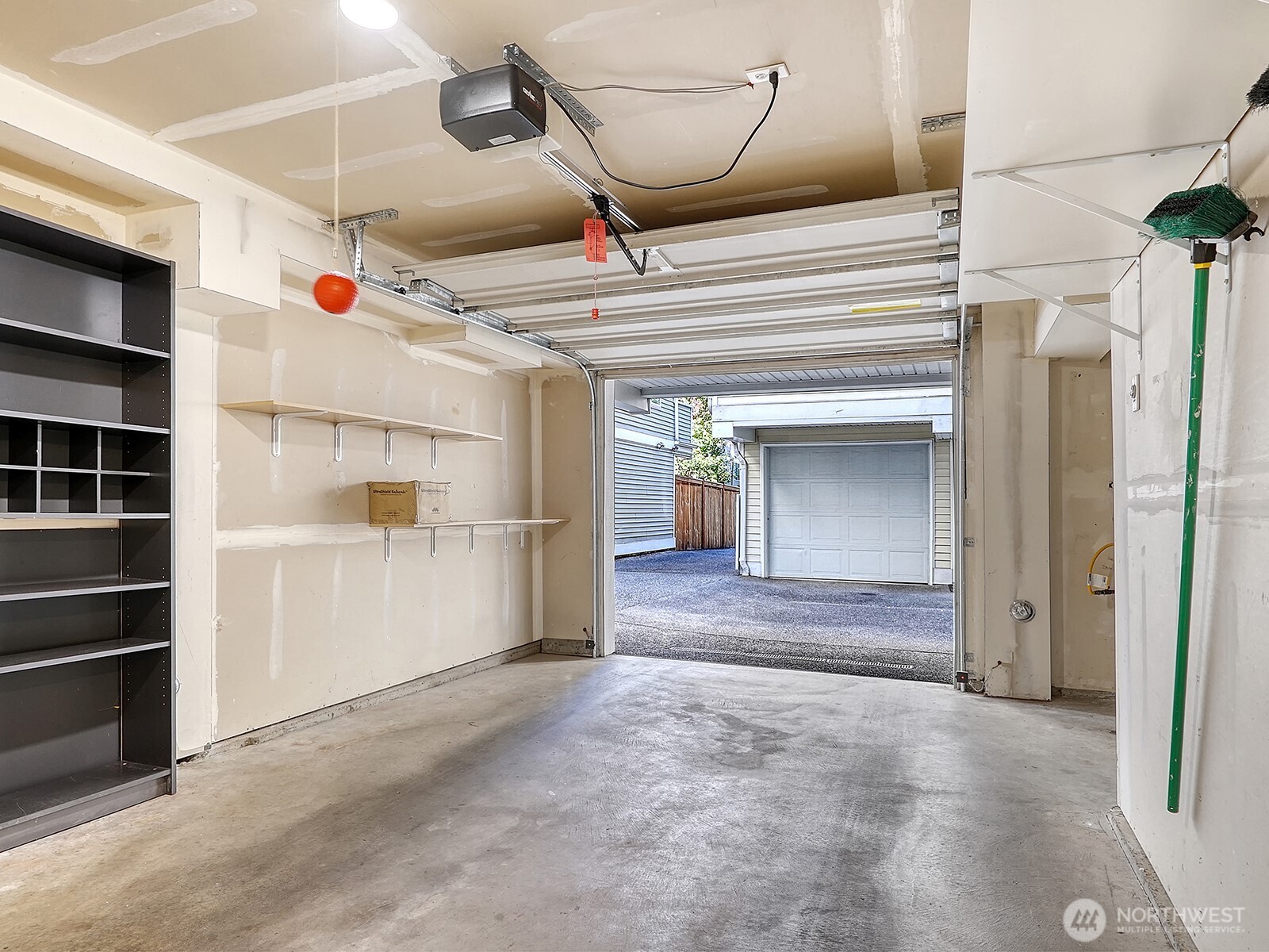 8529 Midvale Avenue N Unit: C