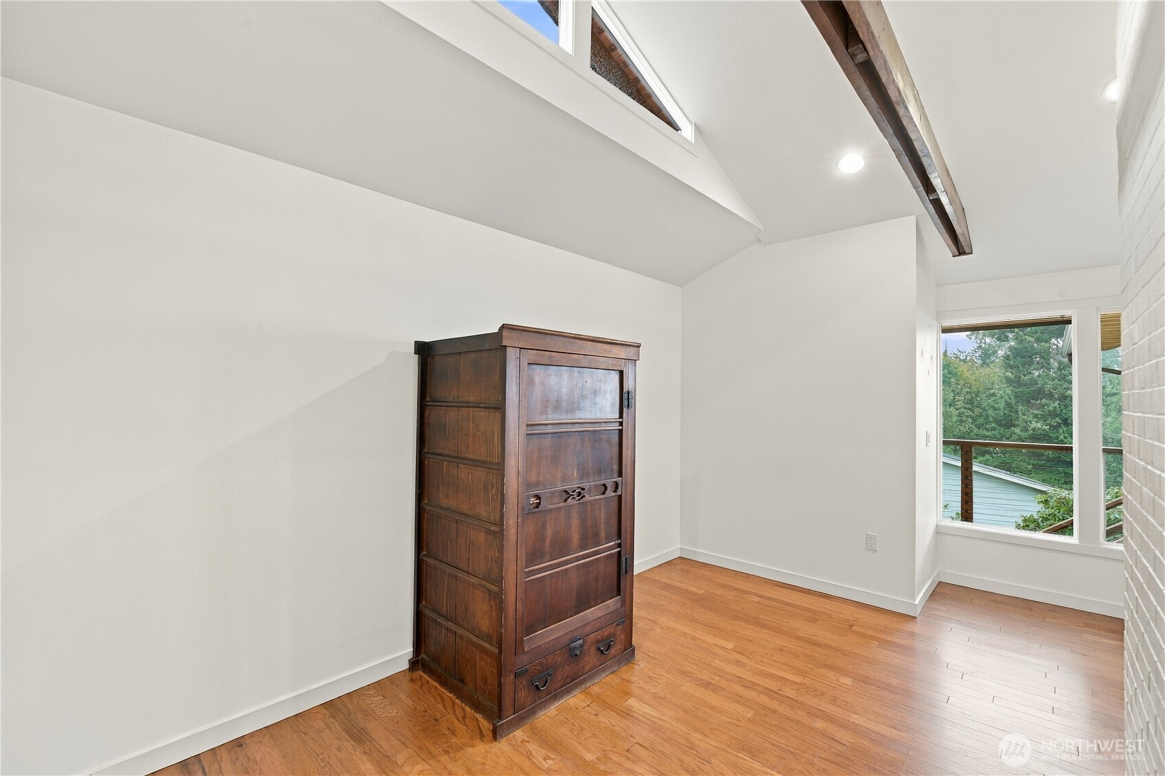 4106 Cliff Drive
