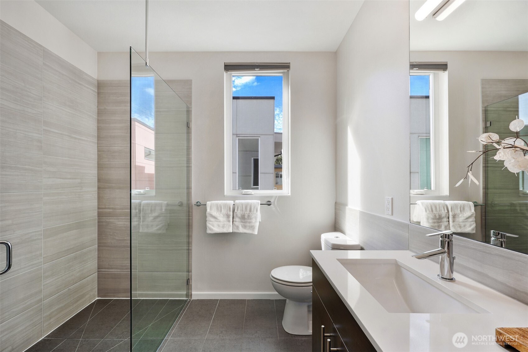 801 S Homer Street Unit: B
