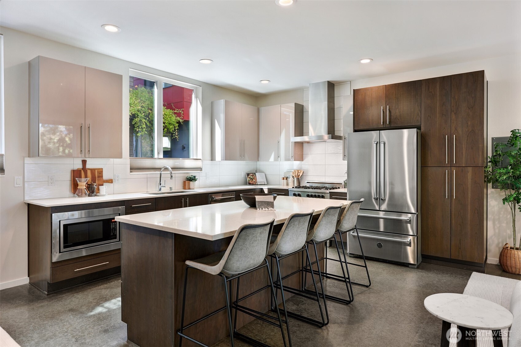 801 S Homer Street Unit: B