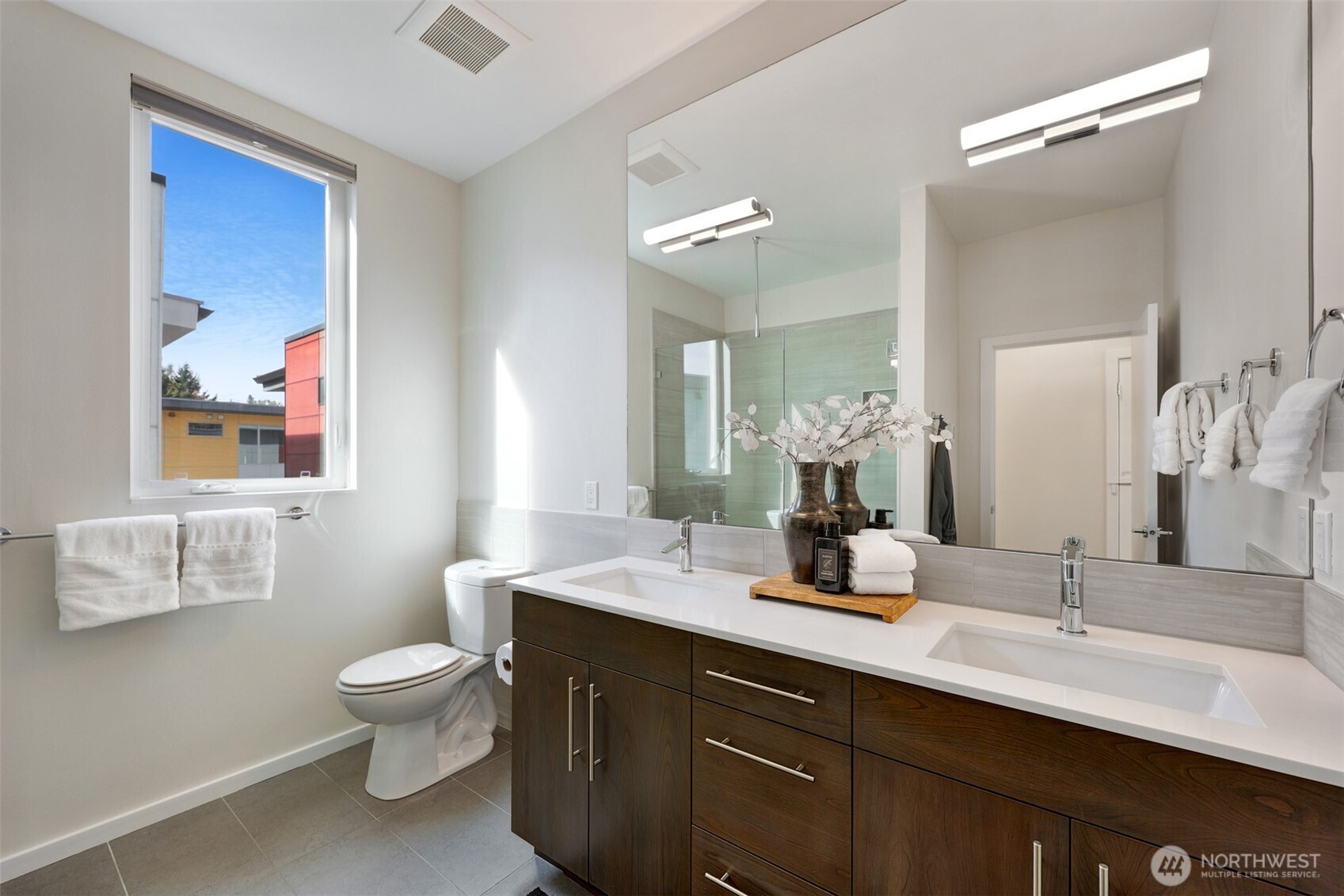 801 S Homer Street Unit: B
