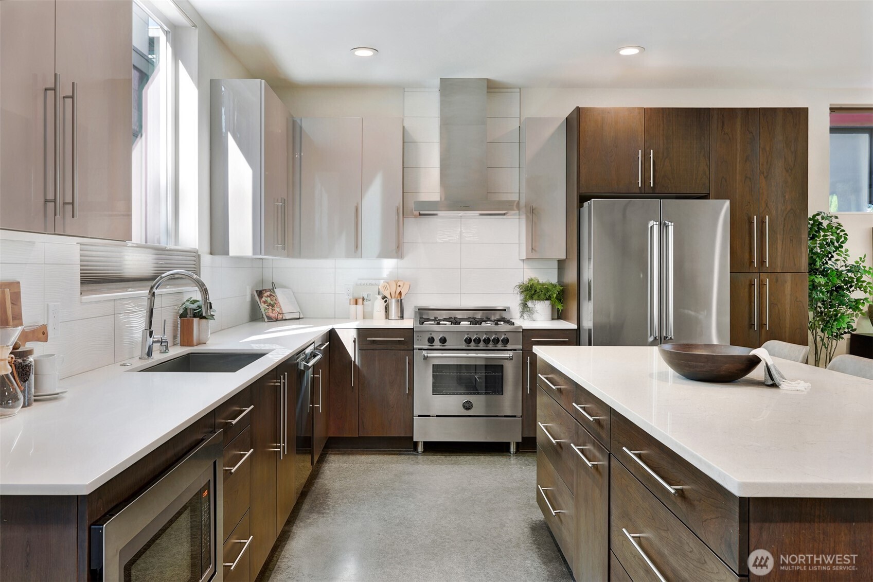 801 S Homer Street Unit: B