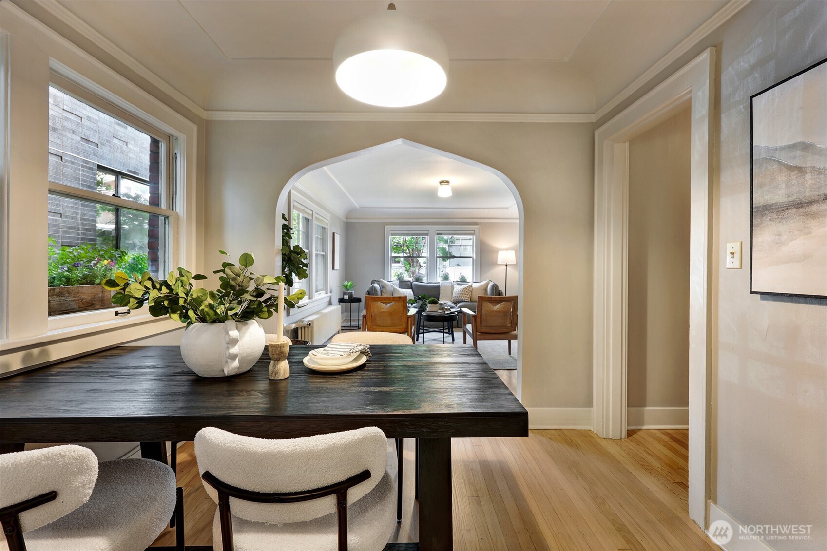 214 16th Avenue E Unit: 102