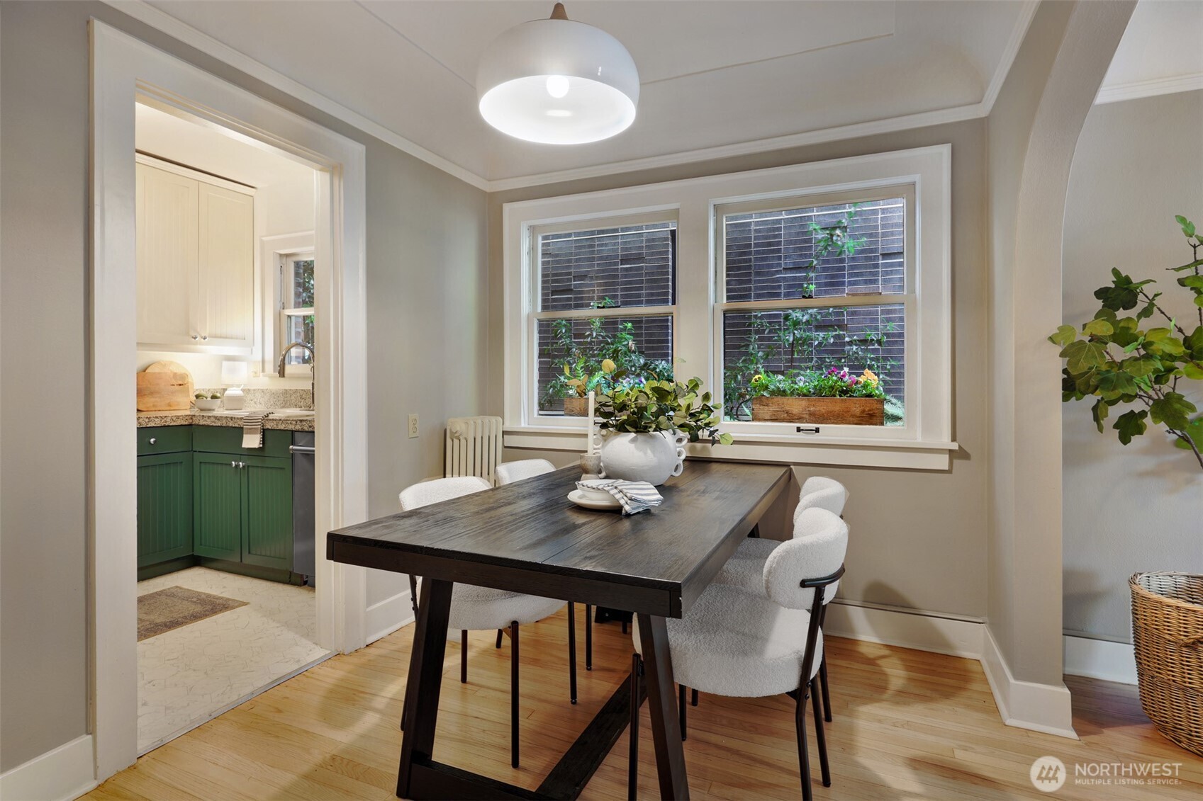 214 16th Avenue E Unit: 102