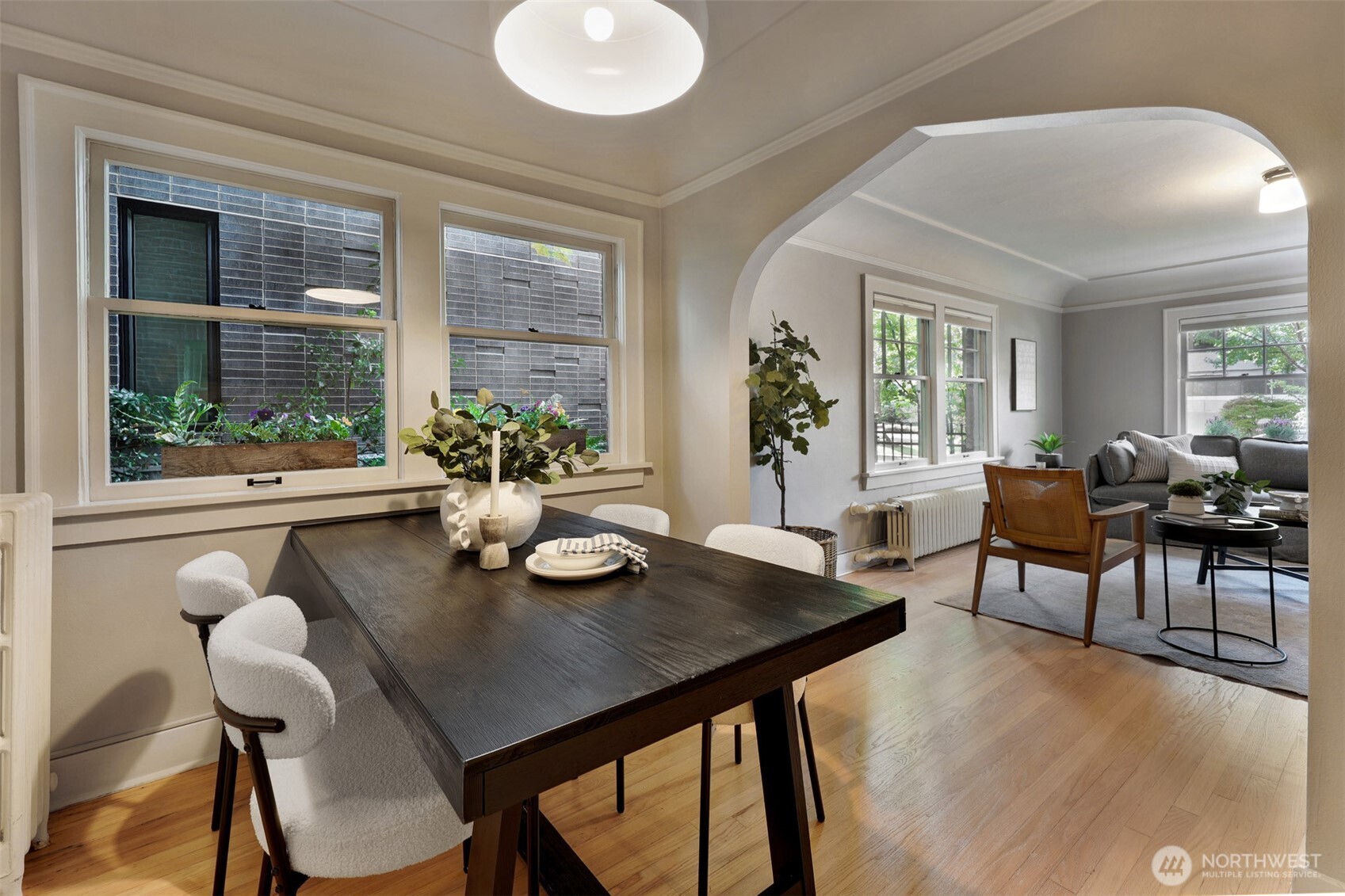 214 16th Avenue E Unit: 102