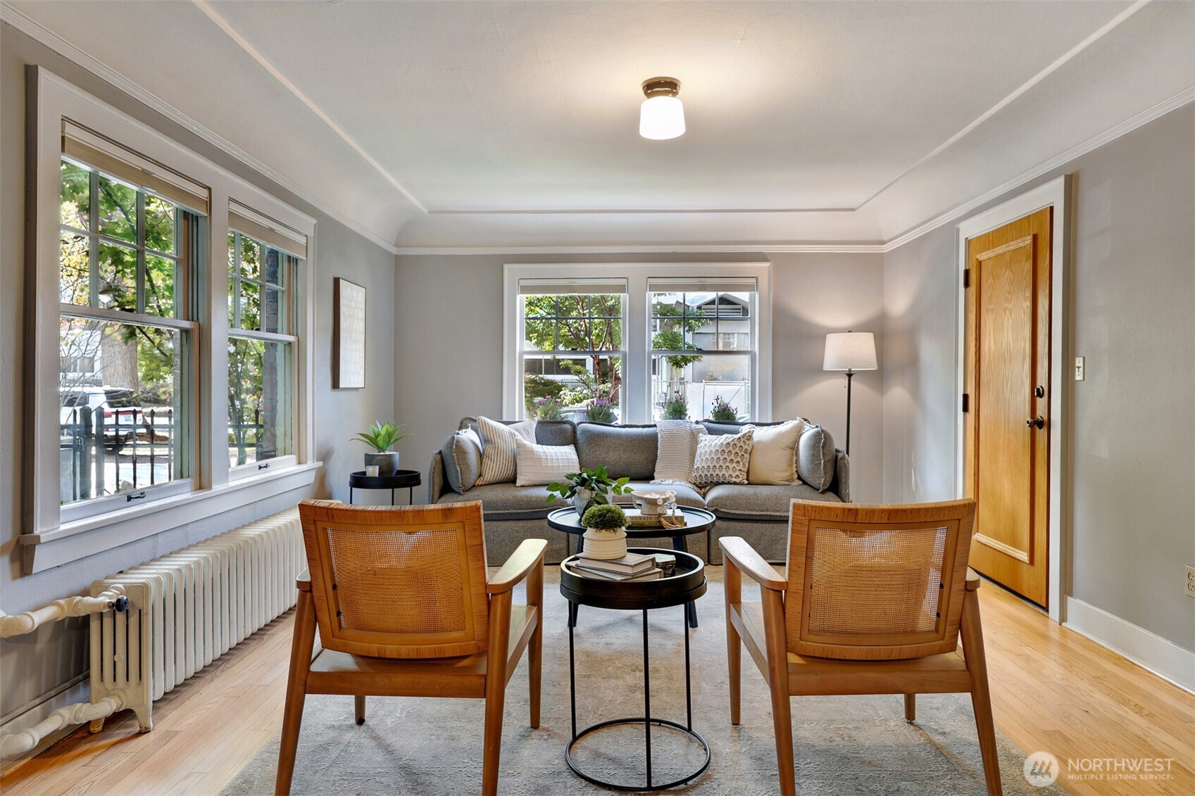 214 16th Avenue E Unit: 102