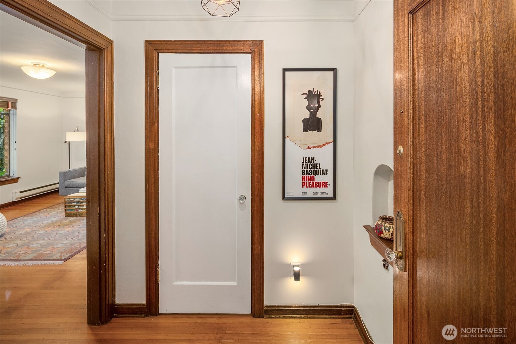 3121 Franklin Avenue E Unit: 2