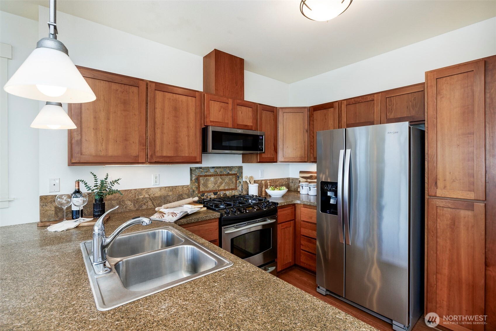 6015 Phinney Avenue N Unit: 409