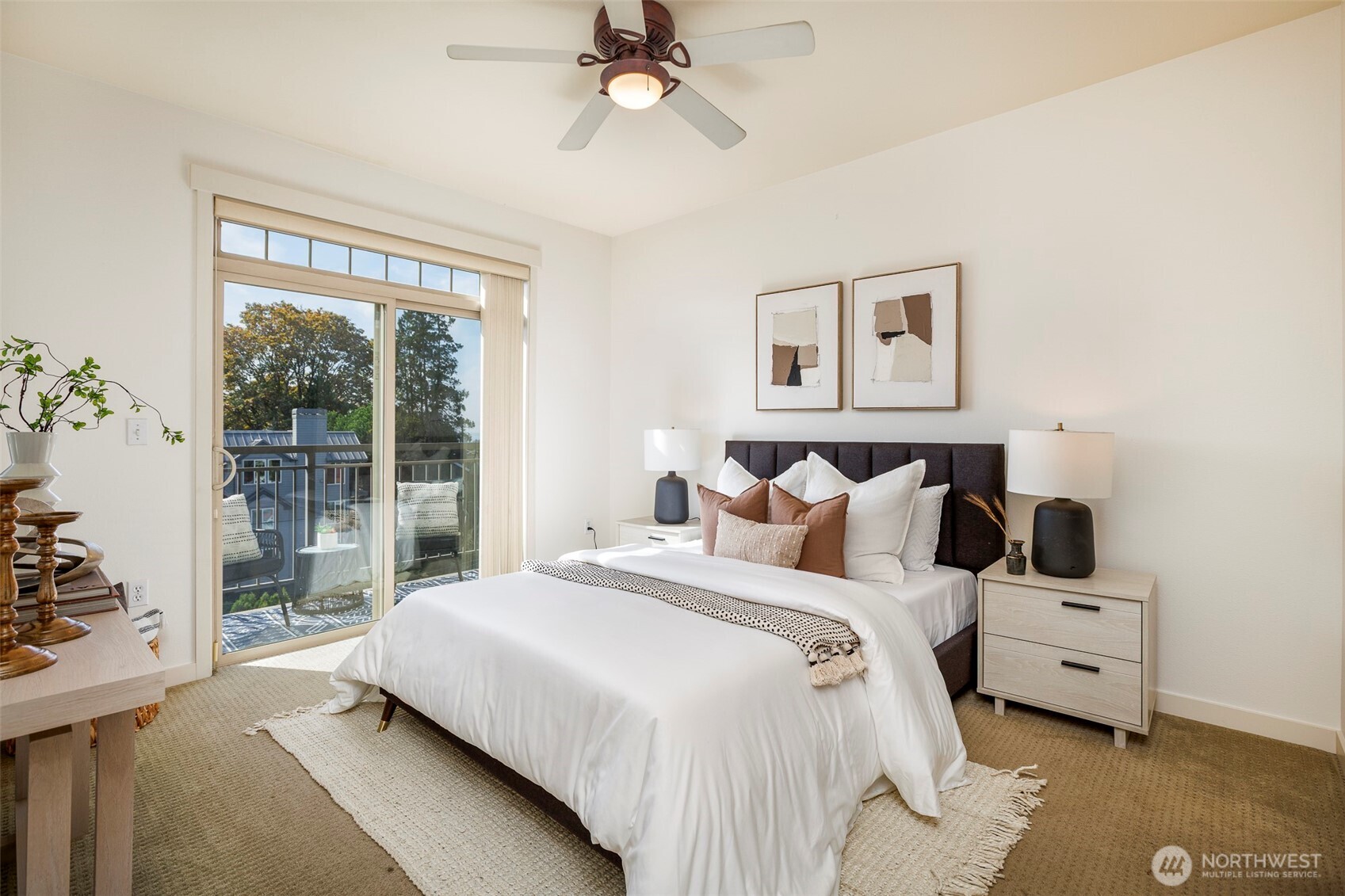 6015 Phinney Avenue N Unit: 409