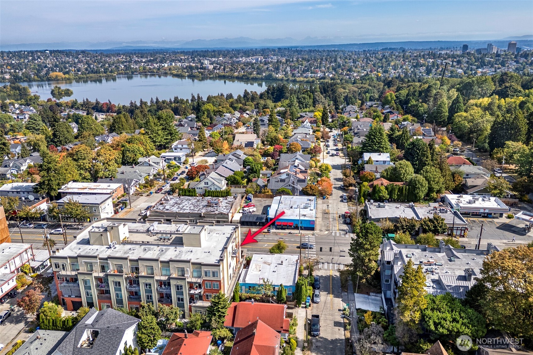 6015 Phinney Avenue N Unit: 409