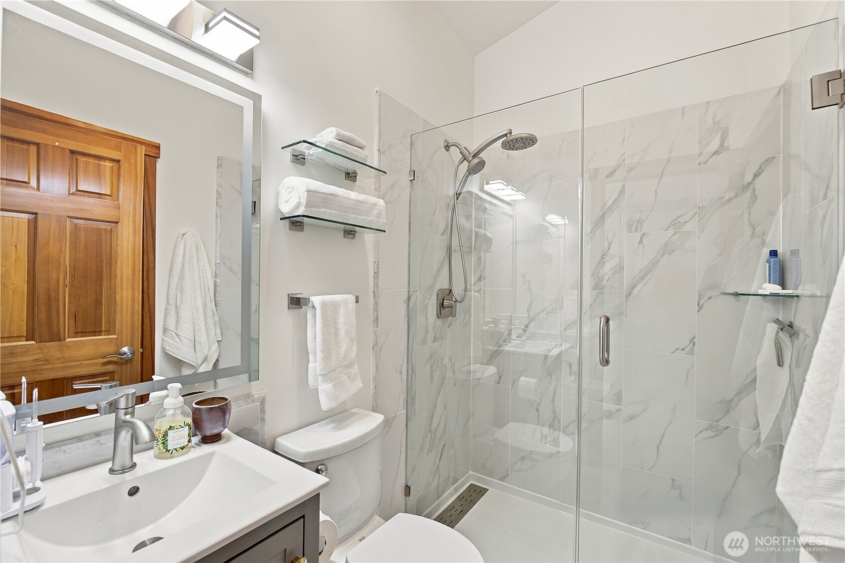 5252 12th Avenue NE Unit: B