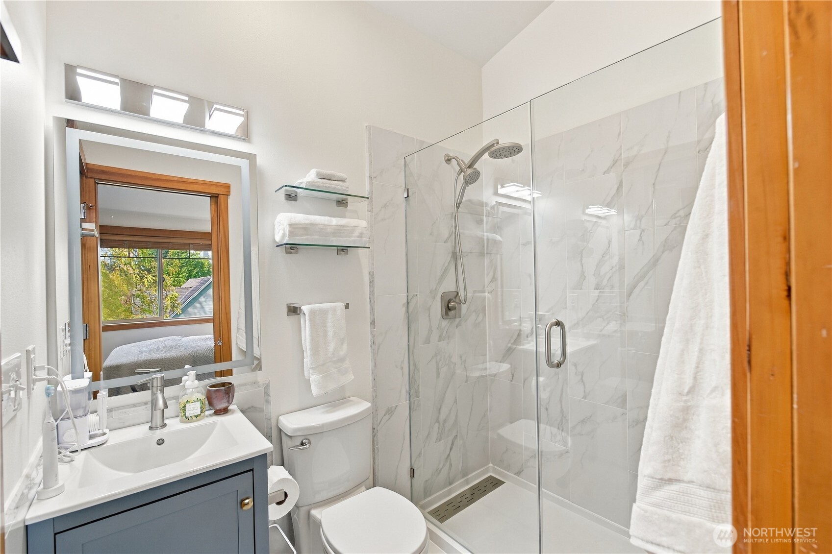 5252 12th Avenue NE Unit: B