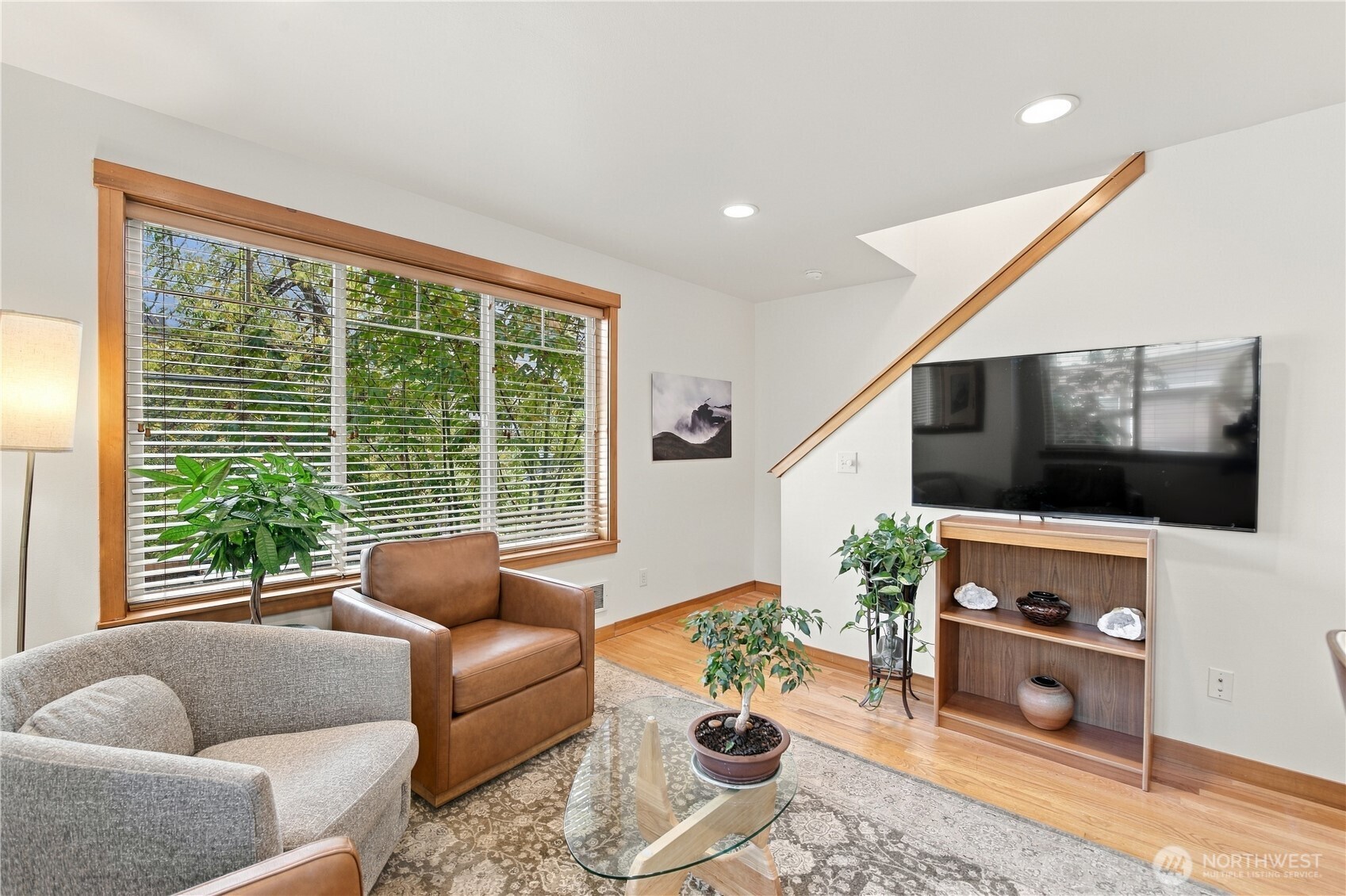 5252 12th Avenue NE Unit: B