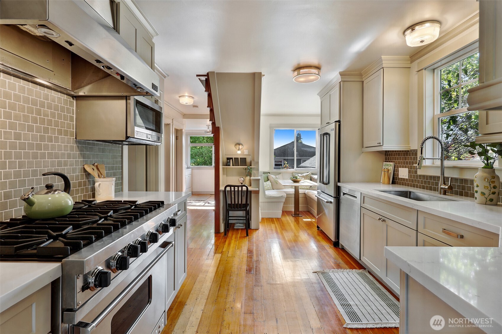 919 N 76th Street