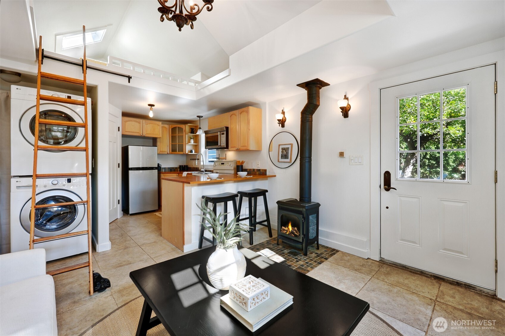 919 N 76th Street