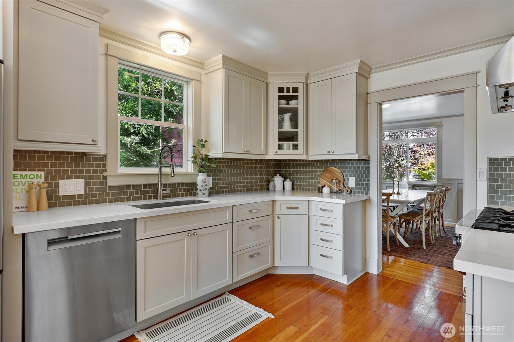 919 N 76th Street