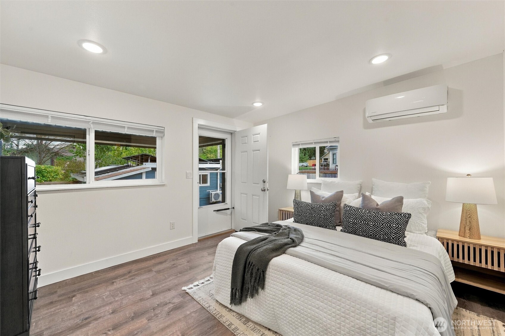 1000 Jersey Street Unit: A & B