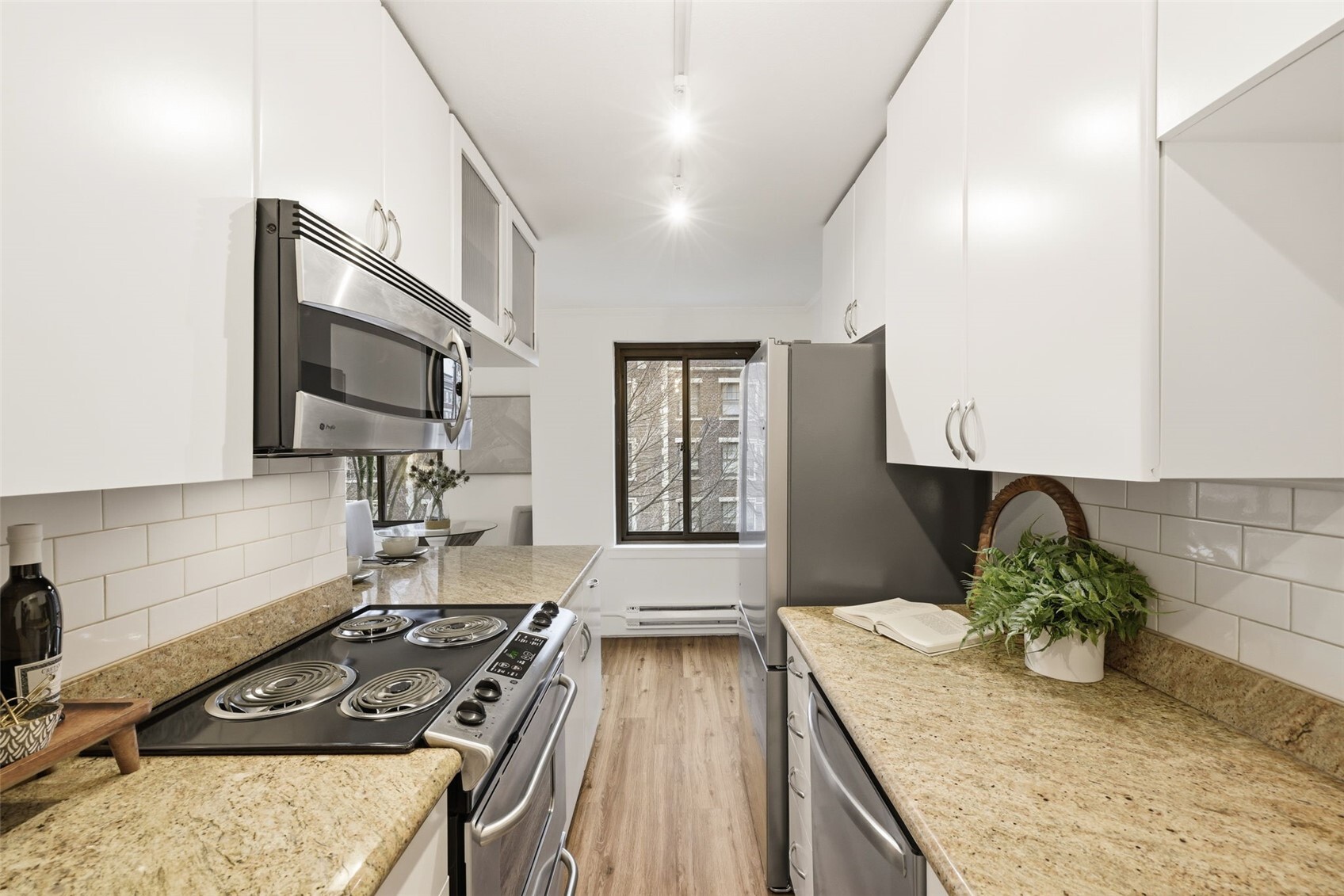 1105 Spring Street Unit: 408