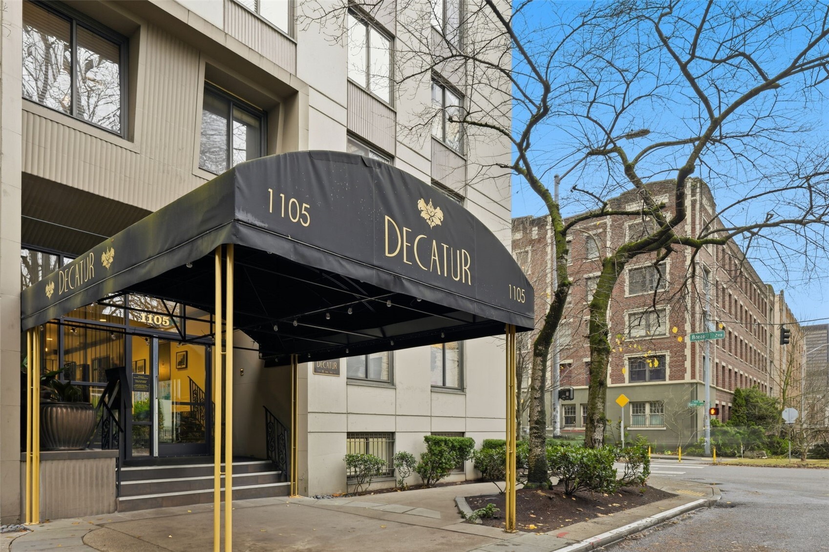 1105 Spring Street Unit: 408