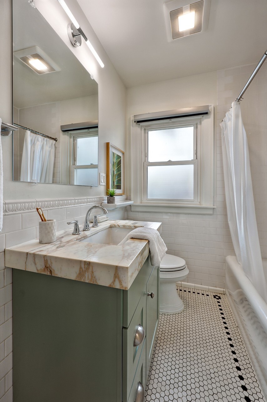 2305 NW 85th Street