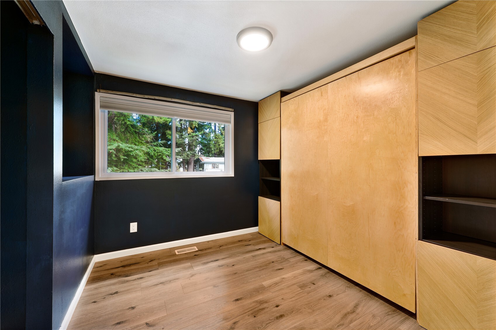 7237 NE 160th Street