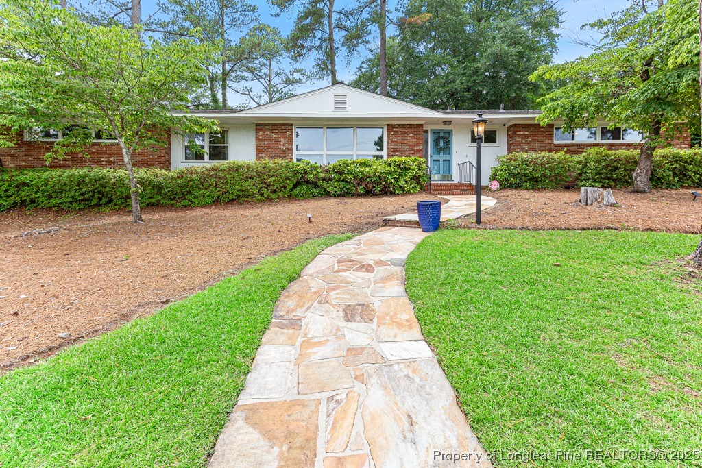 2503 N Edgewater Drive