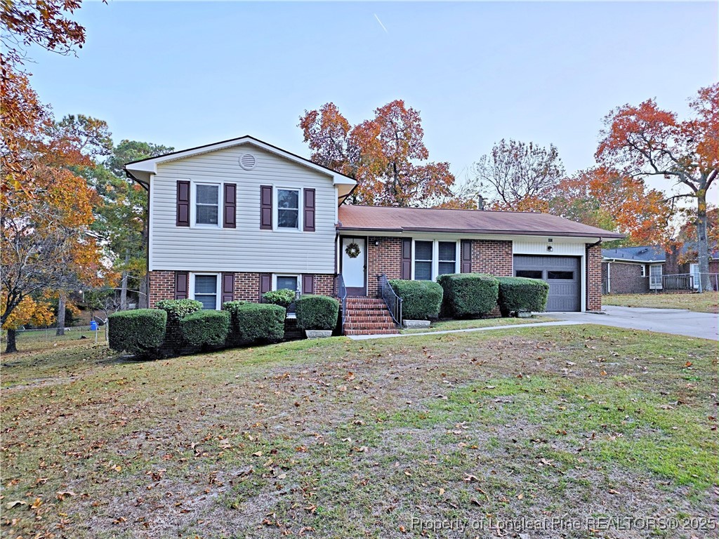 883 De Paul Drive