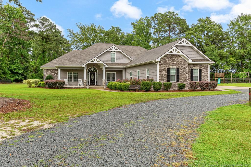 5670 Saddleback Trail