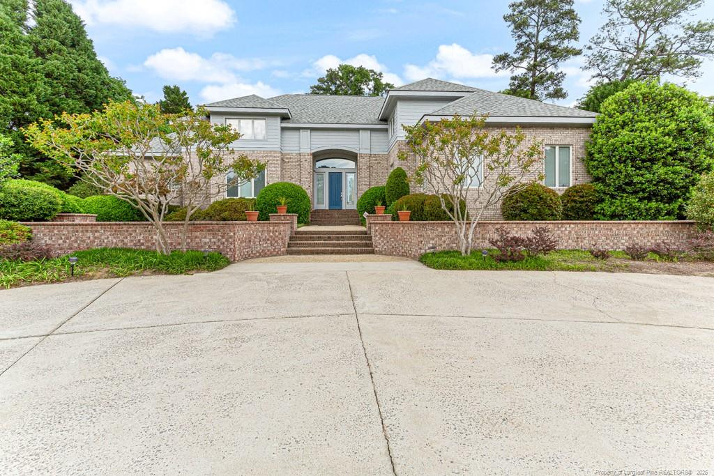 171 S Churchill Drive
