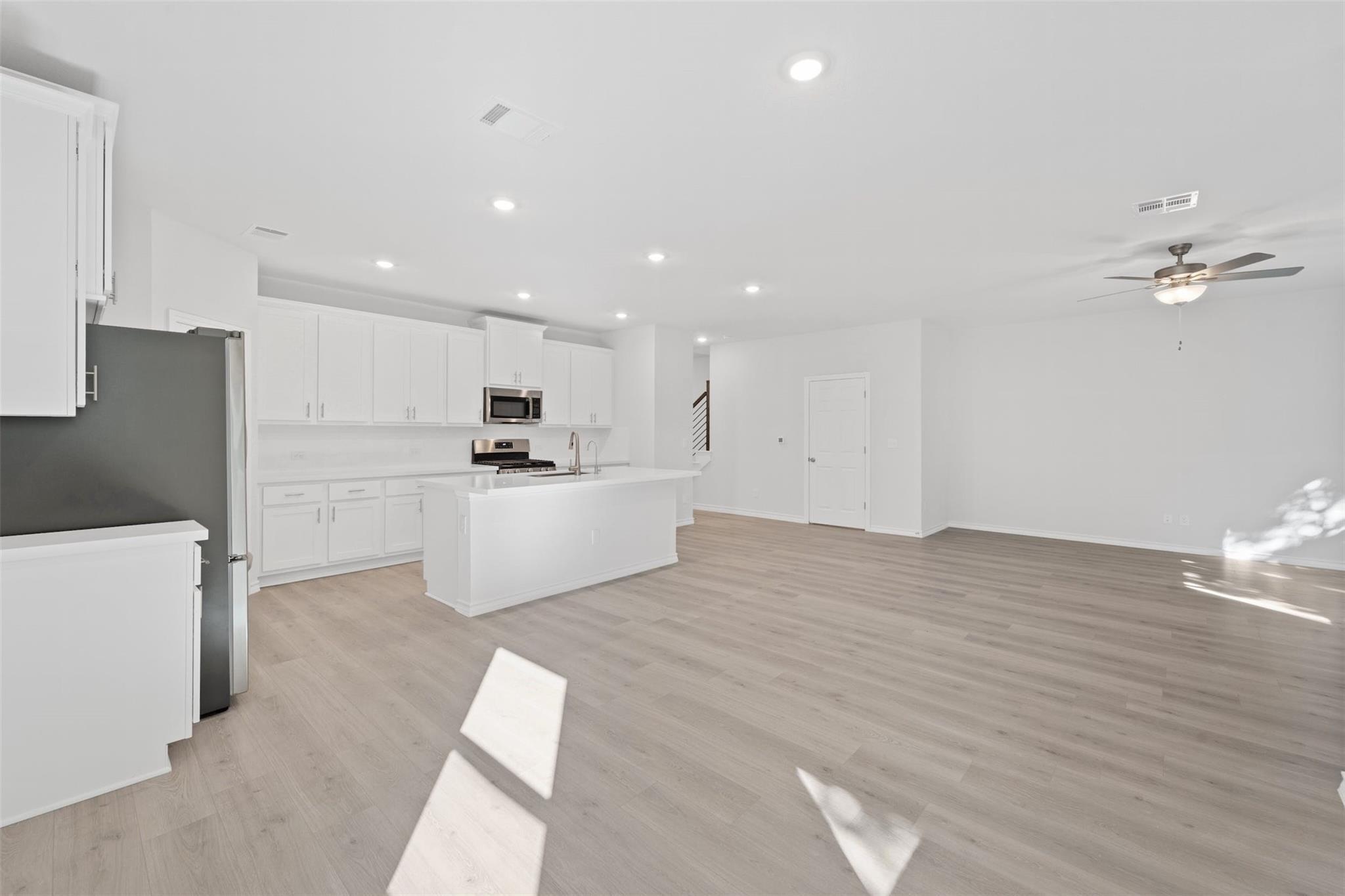 4908 E Plum Peach BND