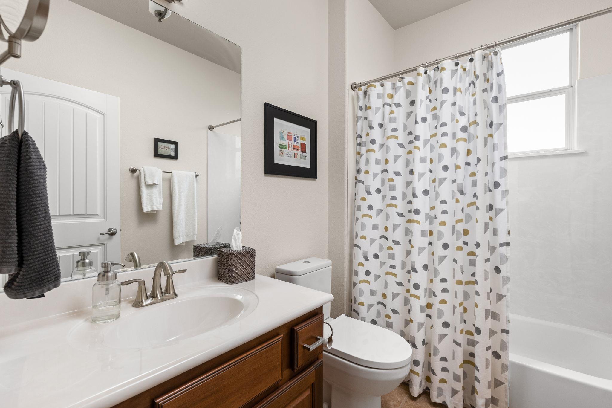 3912 Hargis ST, Austin