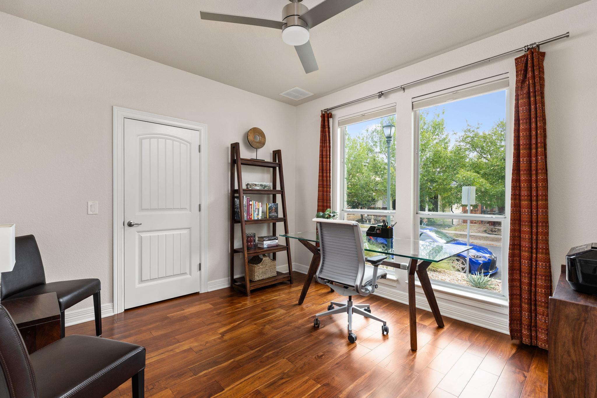 3912 Hargis ST, Austin