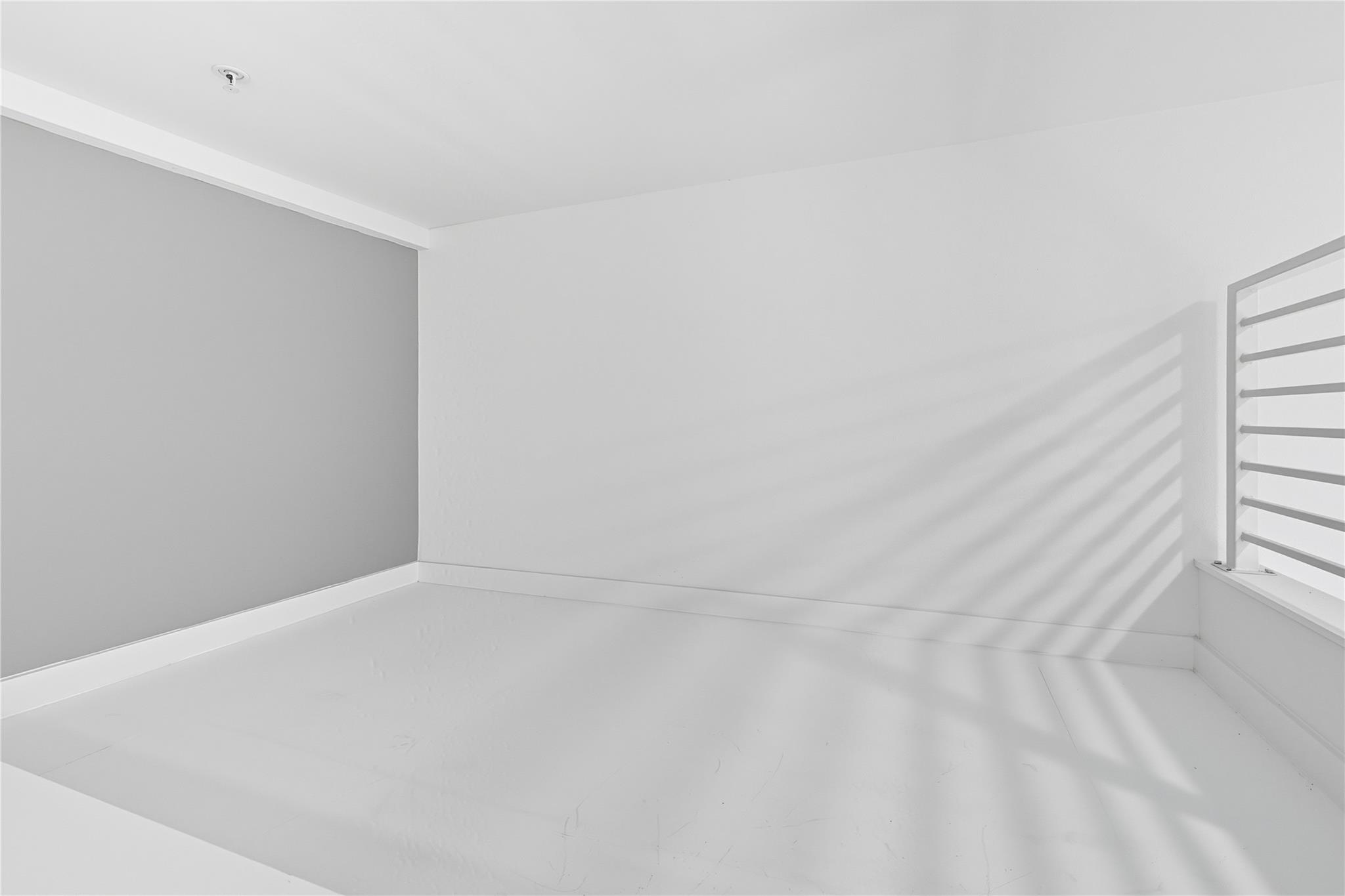 49 Navasota ST # 205