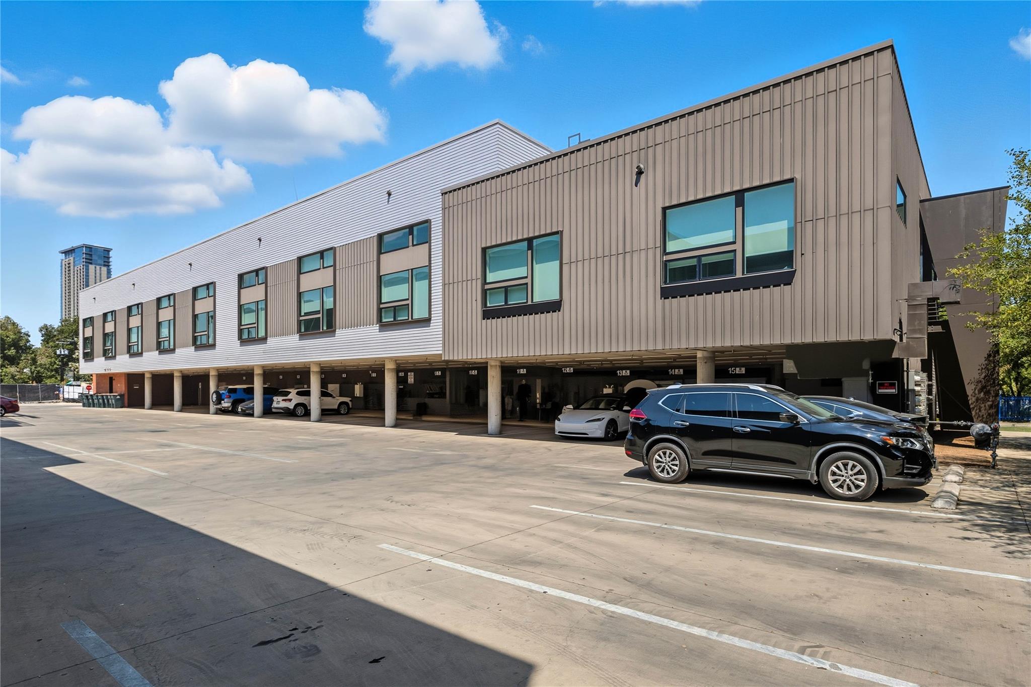 49 Navasota ST # 205