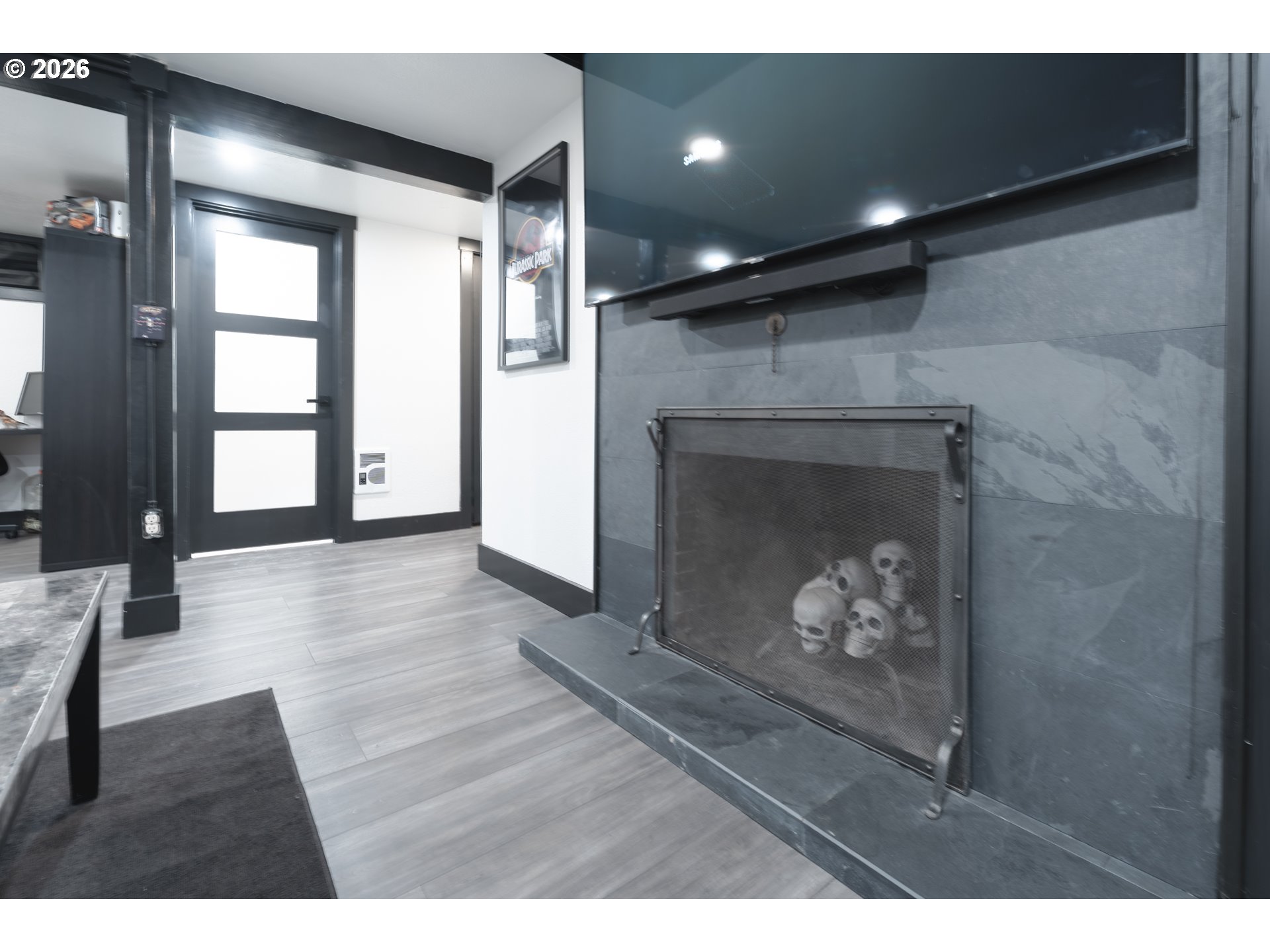153 SE JAMES ST