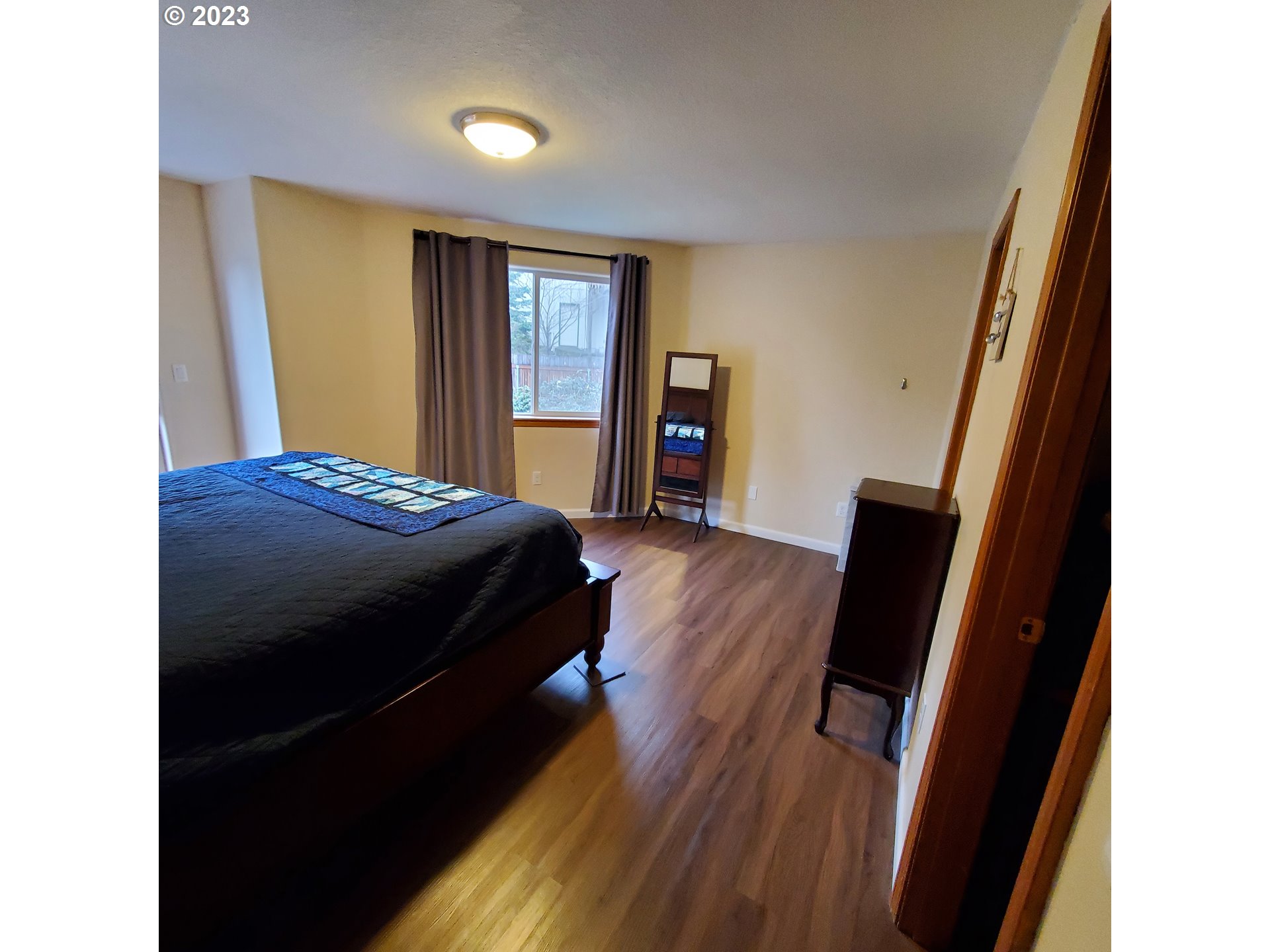 1399 N SHEPHERD RD