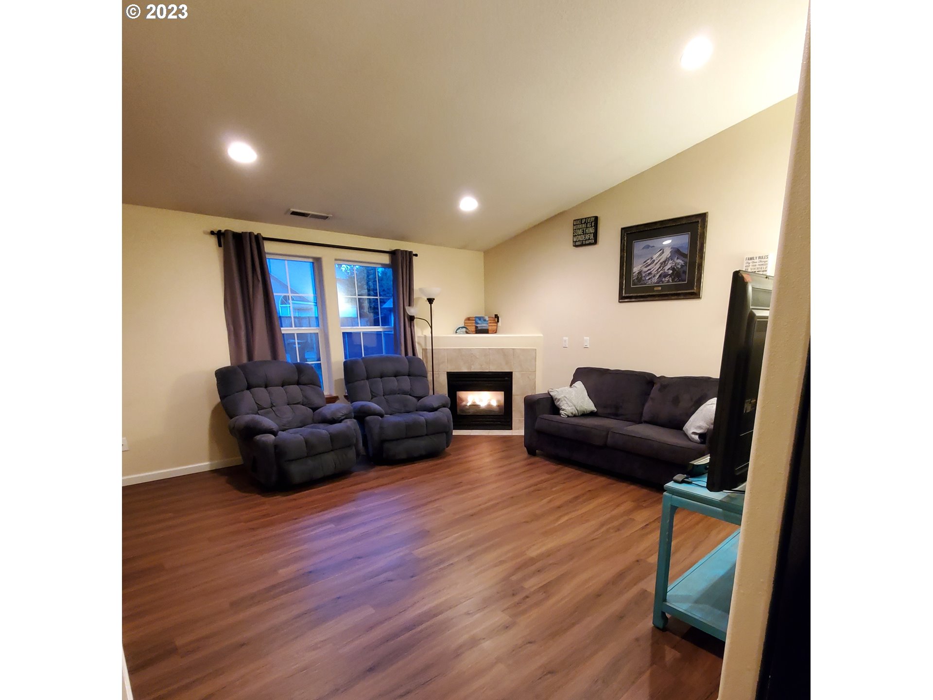 1399 N SHEPHERD RD