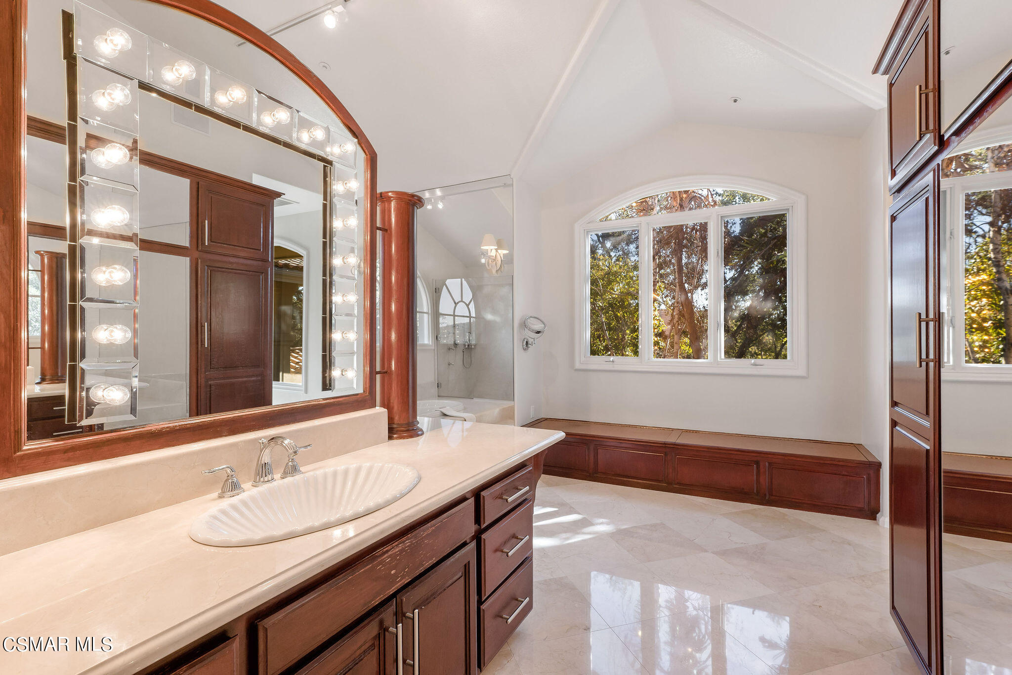 1847 Collingswood Court