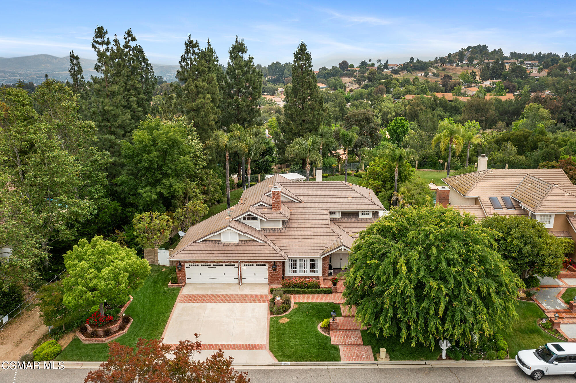 725 Bluegrass Street