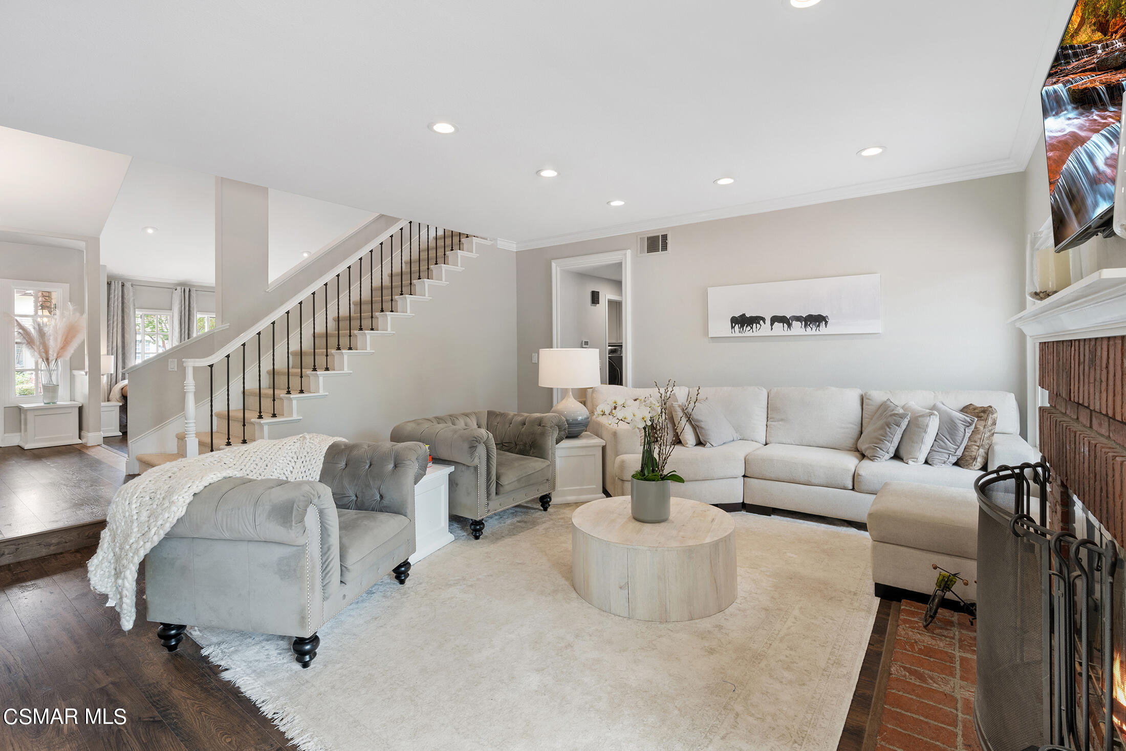 725 Bluegrass Street