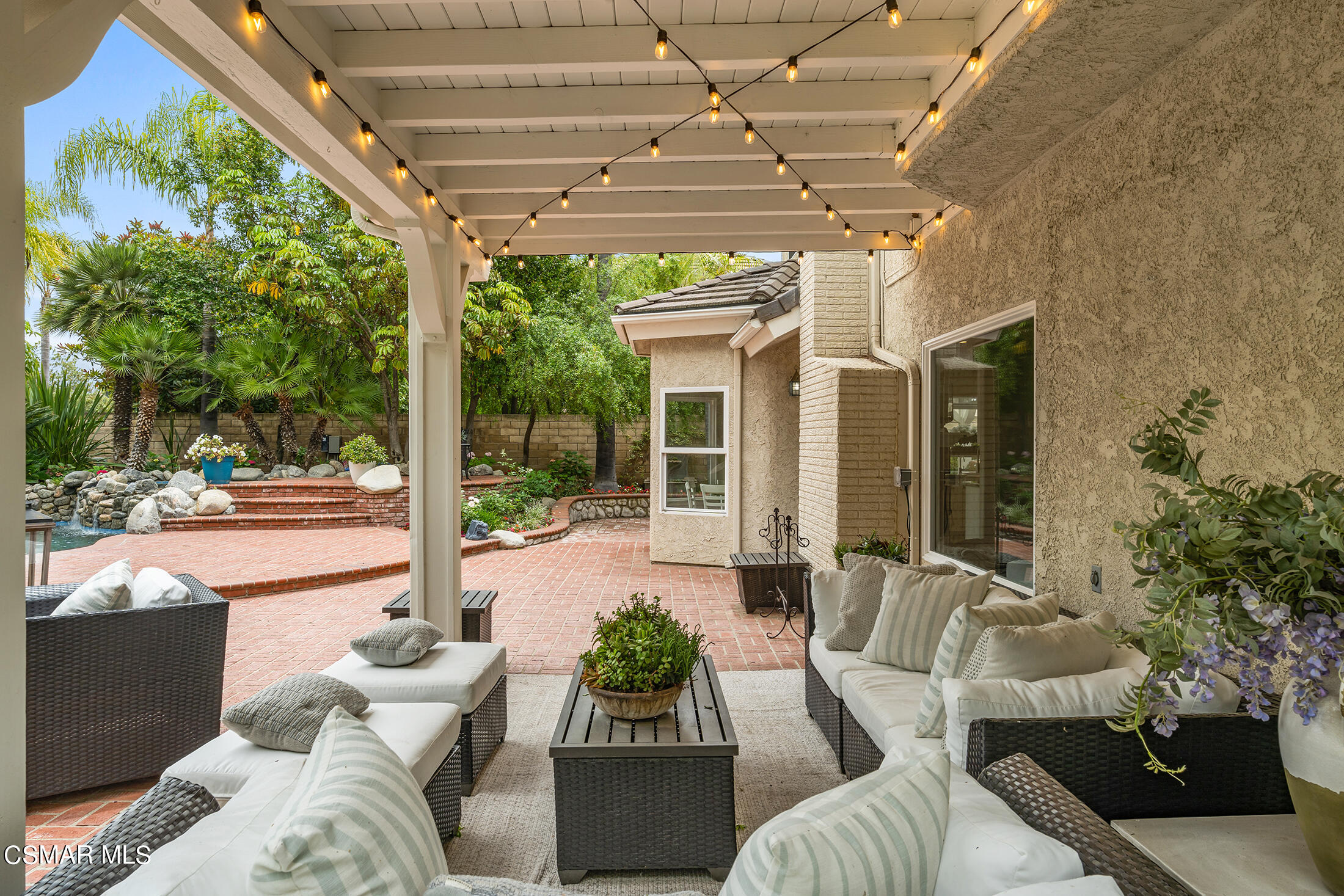 725 Bluegrass Street