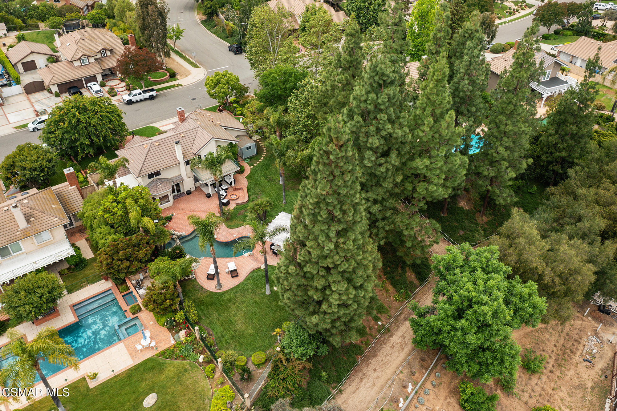 725 Bluegrass Street