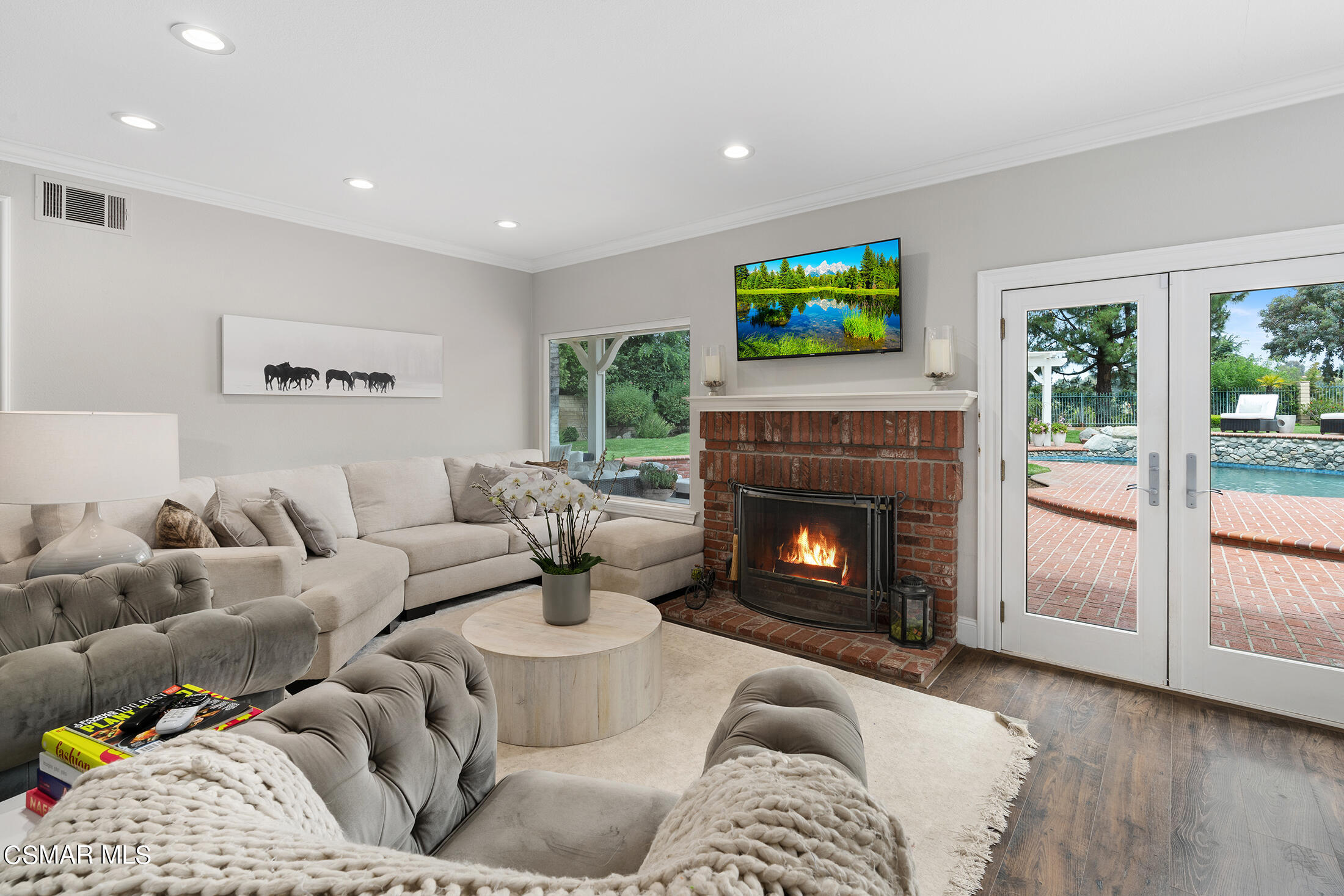 725 Bluegrass Street