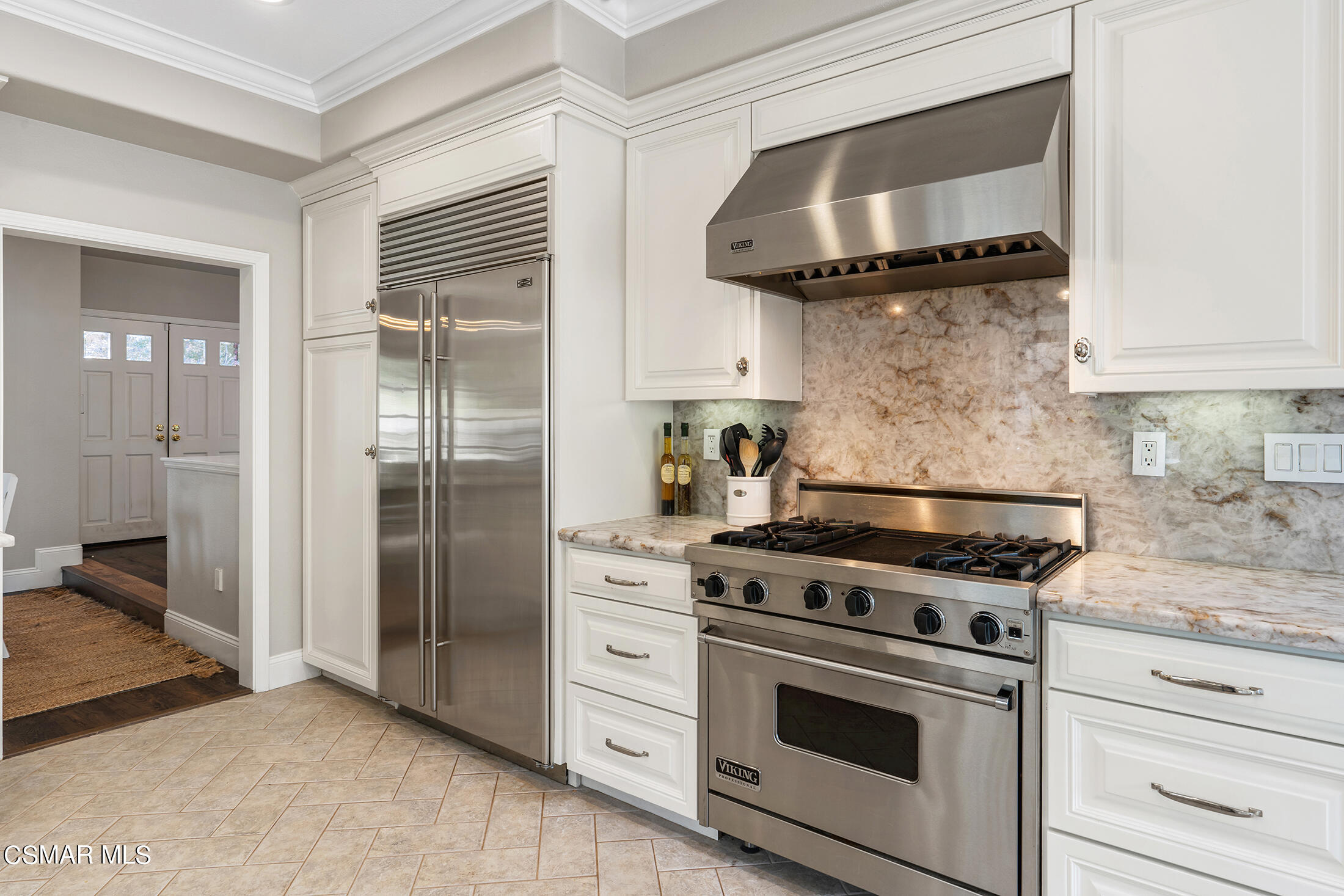 725 Bluegrass Street