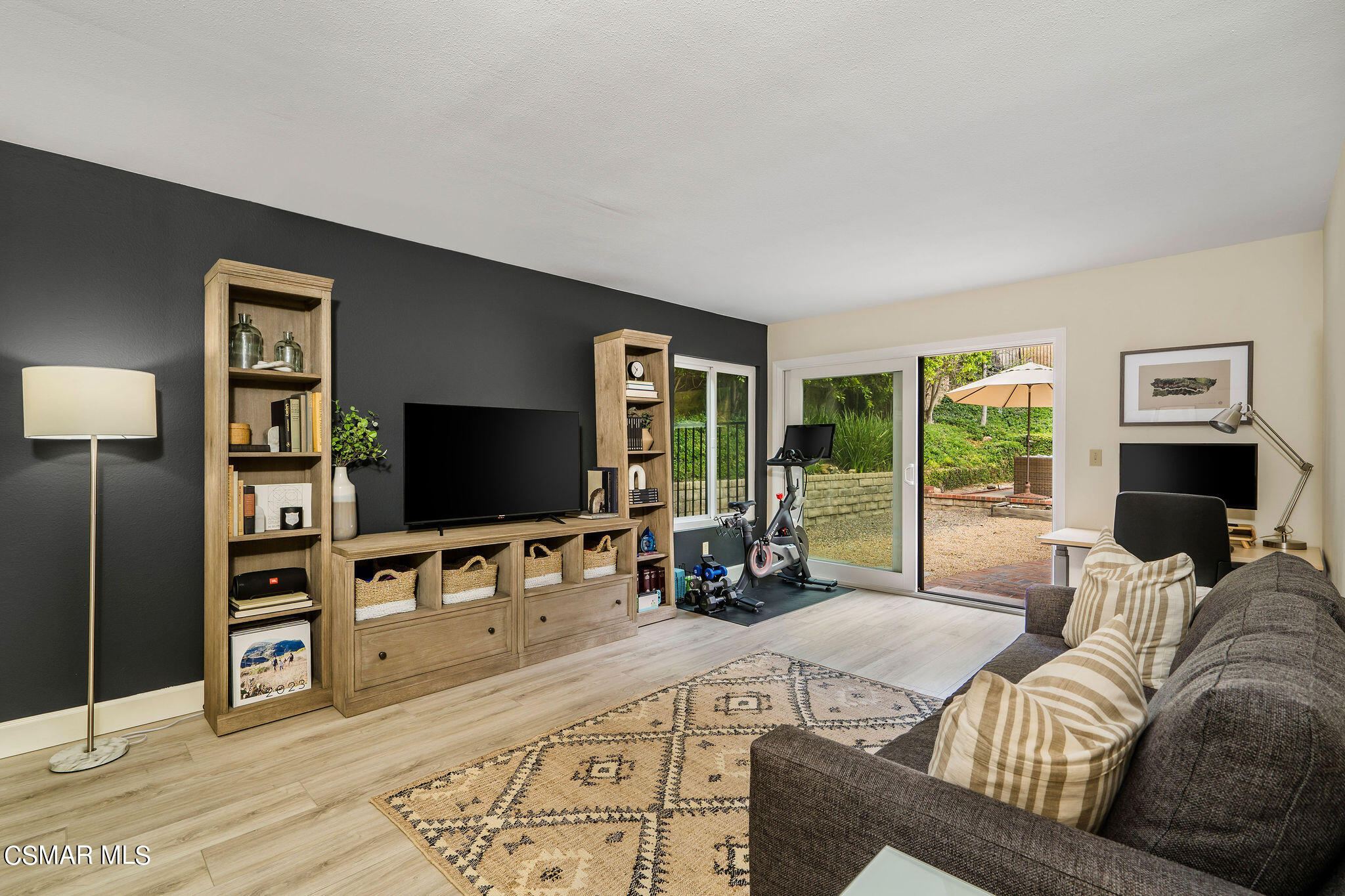 1588 Valecroft Avenue