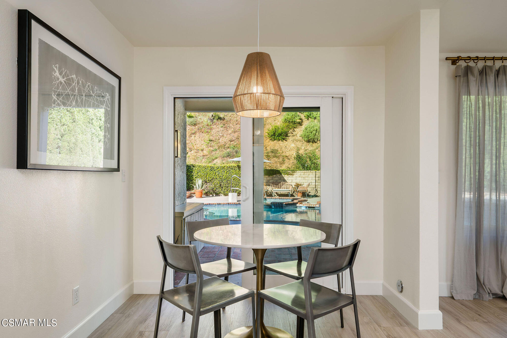 1588 Valecroft Avenue